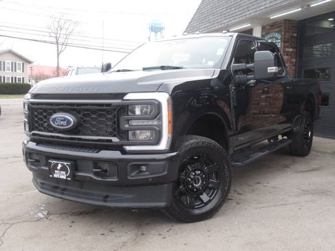 Used 2023 Ford F250 Lariat w/ Lariat Ultimate Package AWD/4WD image 38