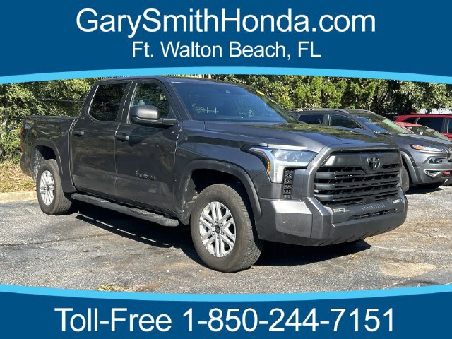 Used 2025 Toyota Tundra SR5 AWD/4WD image 1
