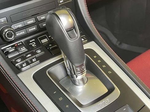 Certified 2025 Porsche 718 Boxster S RWD image 29