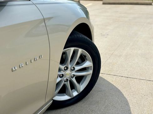Used 2016 Chevrolet Malibu LT FWD image 5