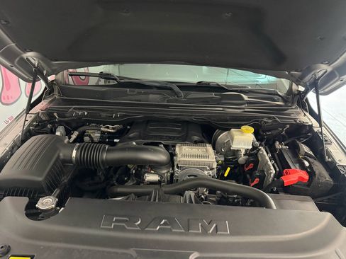 Used 2021 RAM 1500 Laramie AWD/4WD image 6