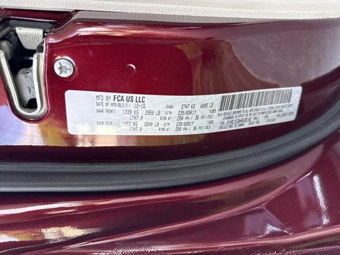 Used 2017 Chrysler Pacifica Touring-L Plus w/ Advanced Safetytec Group FWD image 35