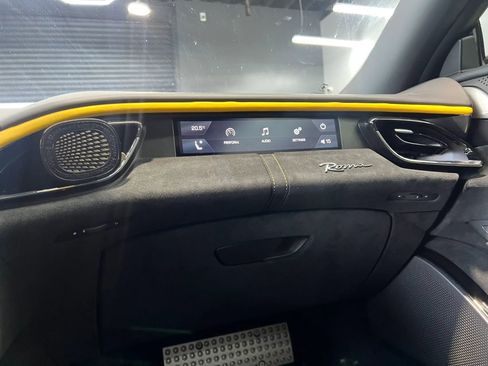 Used 2023 Ferrari Roma RWD image 16