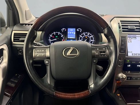 Used 2017 Lexus GX 460 Premium AWD/4WD image 18