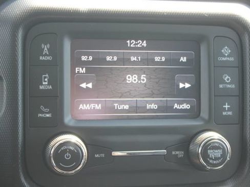 Used 2019 Jeep Wrangler Unlimited Sport S AWD/4WD image 5