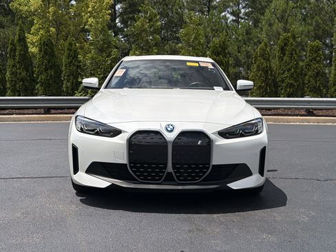 Used 2023 BMW i4 eDrive40 w/ Premium Package RWD image 12
