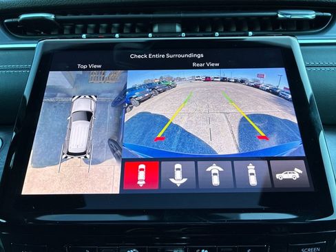 New 2025 Jeep Grand Cherokee Limited w/ Luxury Tech Group II image 21