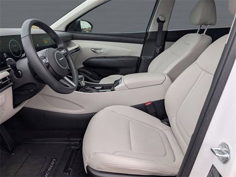 Used 2025 Hyundai Tucson SEL image 13