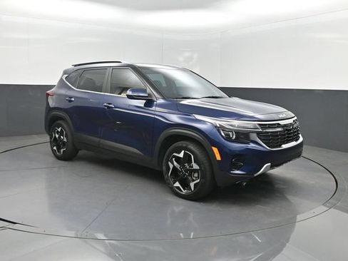 Used 2025 Kia Seltos EX AWD/4WD image 34