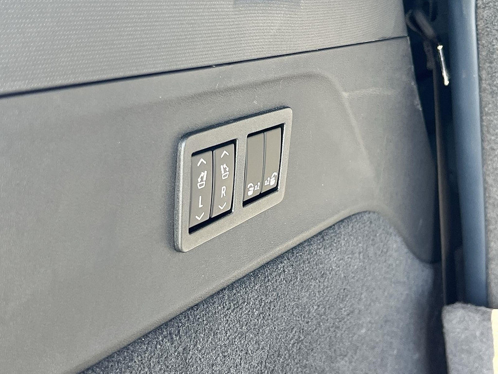 New 2025 Cadillac Escalade IQ Sport 2 AWD/4WD image 33