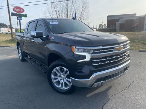 Used 2022 Chevrolet Silverado 1500 LTZ image 3