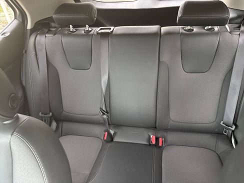 Used 2025 Buick Encore GX Preferred FWD image 40