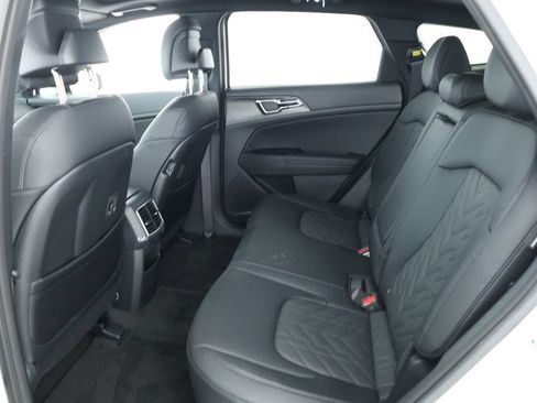 Used 2025 Kia Sportage X-Line Prestige image 18