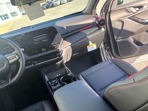 New 2026 Chevrolet Equinox RS FWD image 19