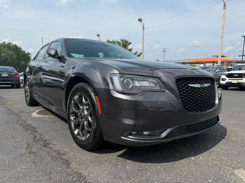 Used 2015 Chrysler 300 S AWD/4WD image 3