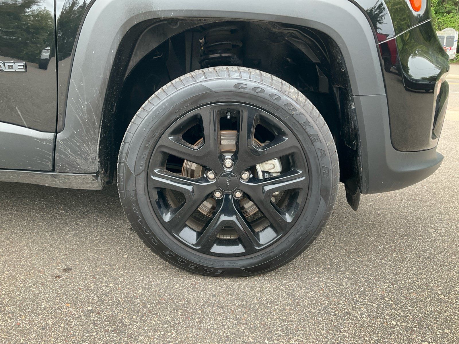 Used 2023 Jeep Renegade Altitude AWD/4WD image 18