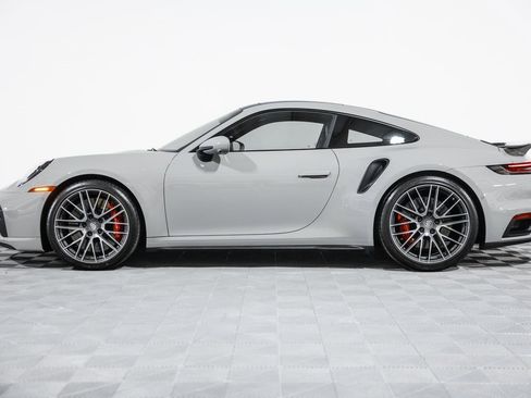 Used 2022 Porsche 911 Turbo image 12