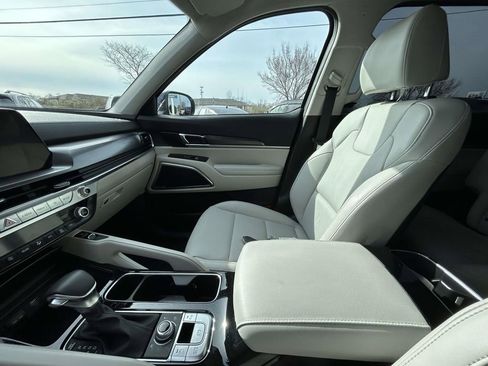 Certified 2024 Kia Telluride S w/ S Sunroof Package image 31