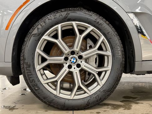 Used 2025 BMW X7 xDrive40i AWD/4WD image 12