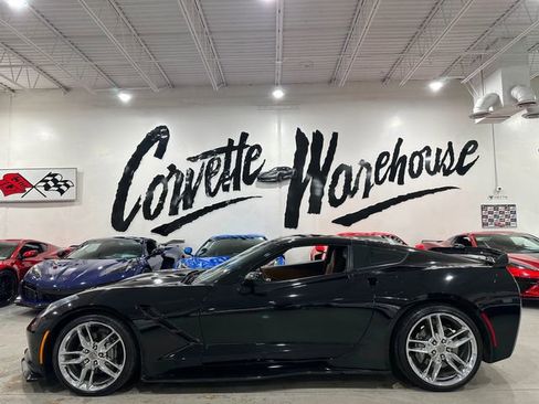 Used 2015 Chevrolet Corvette Stingray Coupe w/ 3LT Preferred Equipment Group RWD image 2
