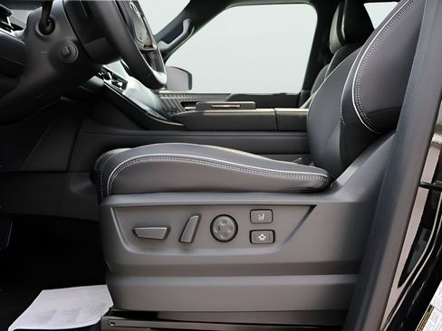Used 2025 INFINITI QX80 Autograph AWD/4WD image 42