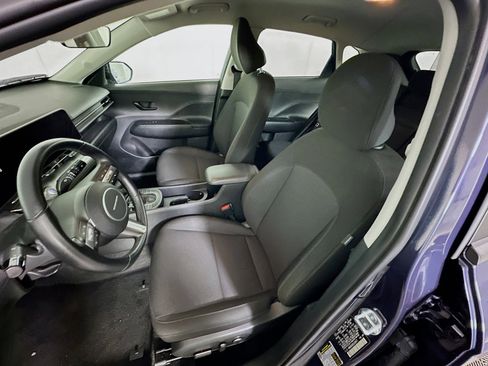 Used 2025 Hyundai Kona SEL FWD image 13