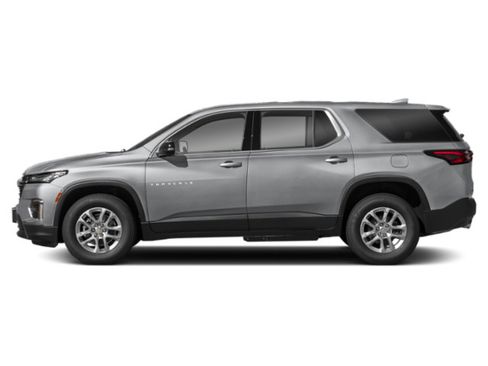 Used 2023 Chevrolet Traverse LT w/ LPO, Floor Liner Package AWD/4WD image 3
