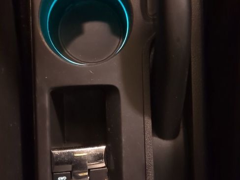 Used 2016 Jeep Patriot High Altitude image 18