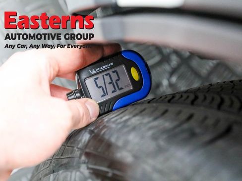 Used 2023 Toyota Corolla Cross LE image 25