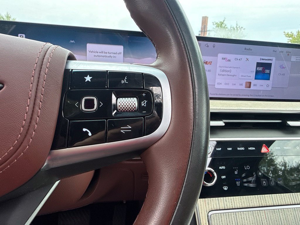 Certified 2025 Genesis GV80 3.5T Prestige AWD/4WD image 18