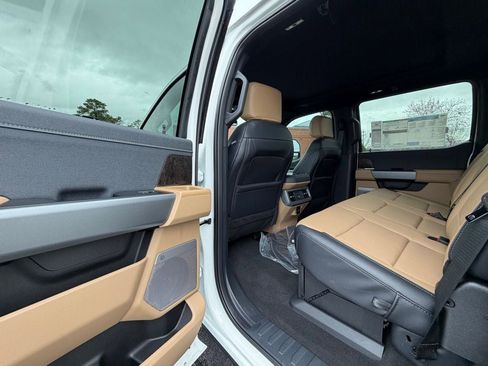 New 2026 Ford F250 Lariat w/ Lariat Ultimate Package image 27