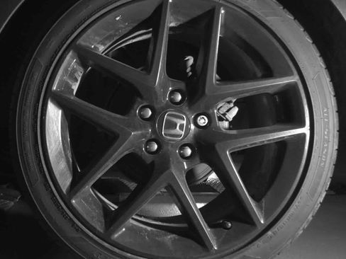 Used 2023 Honda Civic Sport image 16