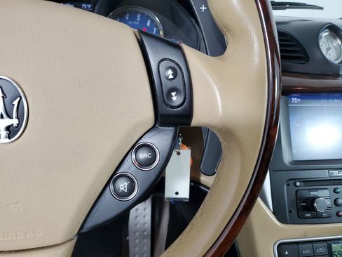 Used 2013 Maserati GranTurismo Sport image 35