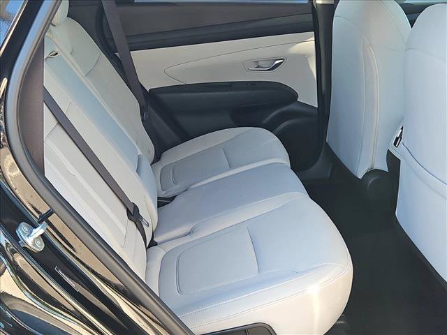 Used 2025 Hyundai Tucson SEL FWD image 19