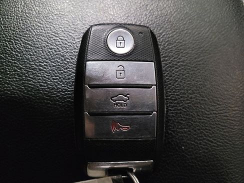 Used 2019 Kia Optima S w/ S Panoramic Sunroof Package FWD image 32