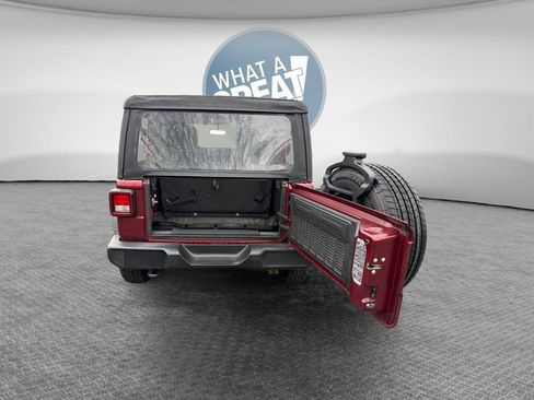 Used 2021 Jeep Wrangler Sport AWD/4WD image 25