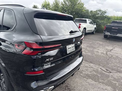 Used 2025 BMW X5 sDrive40i w/ M Sport Package RWD image 33
