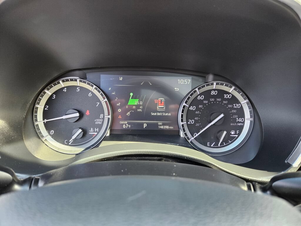 Used 2022 Toyota Highlander XSE AWD/4WD image 24