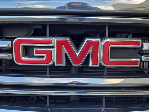 Used 2017 GMC Sierra 1500 SLT w/ Texas SLT Premium Package RWD image 11