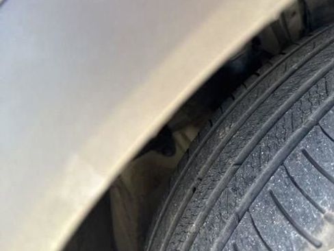 Used 2024 Toyota Highlander LE image 24