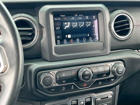 Certified 2020 Jeep Wrangler Unlimited Rubicon w/ Quick Order Package 28Y Recon image 15