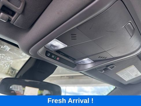 Used 2022 Chevrolet Equinox LT FWD image 10