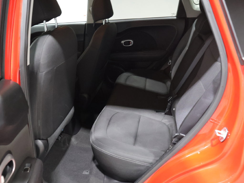 Used 2019 Kia Soul + FWD image 18