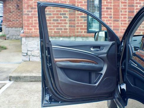 Used 2017 Acura MDX SH-AWD w/ Advance Package image 16