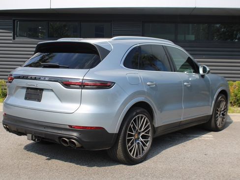 Used 2021 Porsche Cayenne S image 7