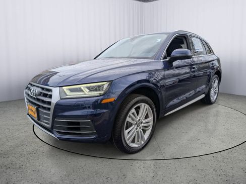 Used 2019 Audi Q5 2.0T Premium Plus w/ Premium Plus Package AWD/4WD image 6