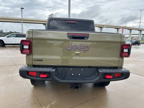 Used 2025 Jeep Gladiator Rubicon image 7