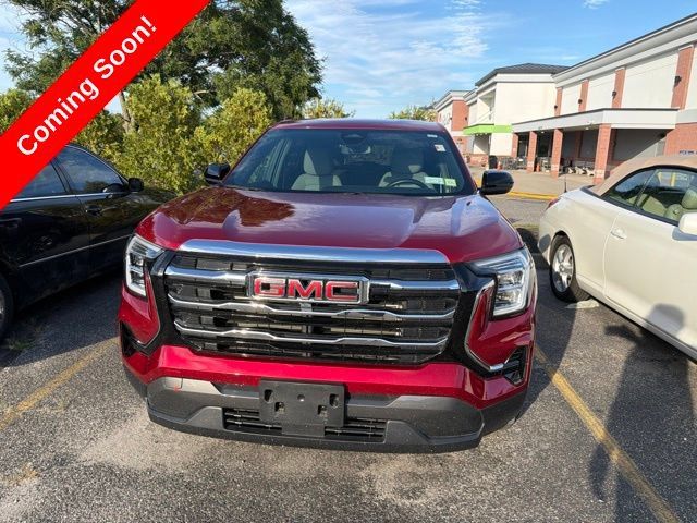 Used 2025 GMC Terrain Elevation AWD/4WD image 1