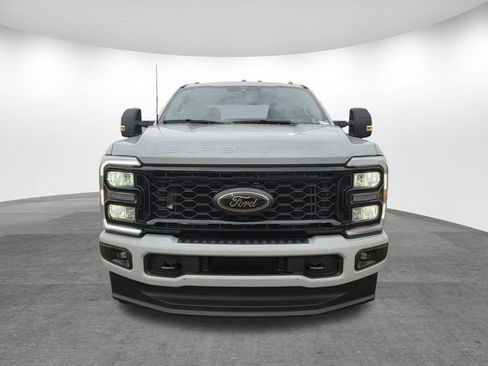 New 2026 Ford F250 XLT w/ XLT Premium Package AWD/4WD image 2