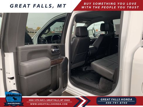 Used 2022 GMC Sierra 3500 SLT w/ Gooseneck/5TH Wheel Package image 25